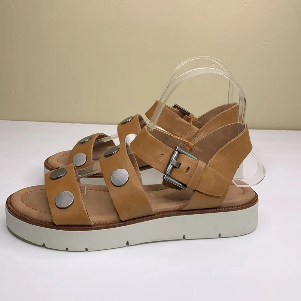 Nicole comfortable adjustable